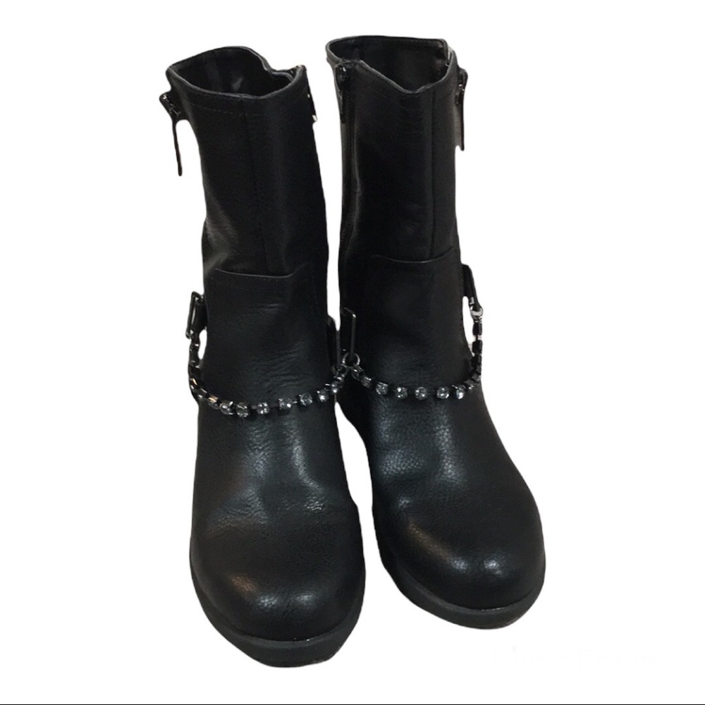 simply vera vera wang black rhinestone ankle boots size 6 1/2
